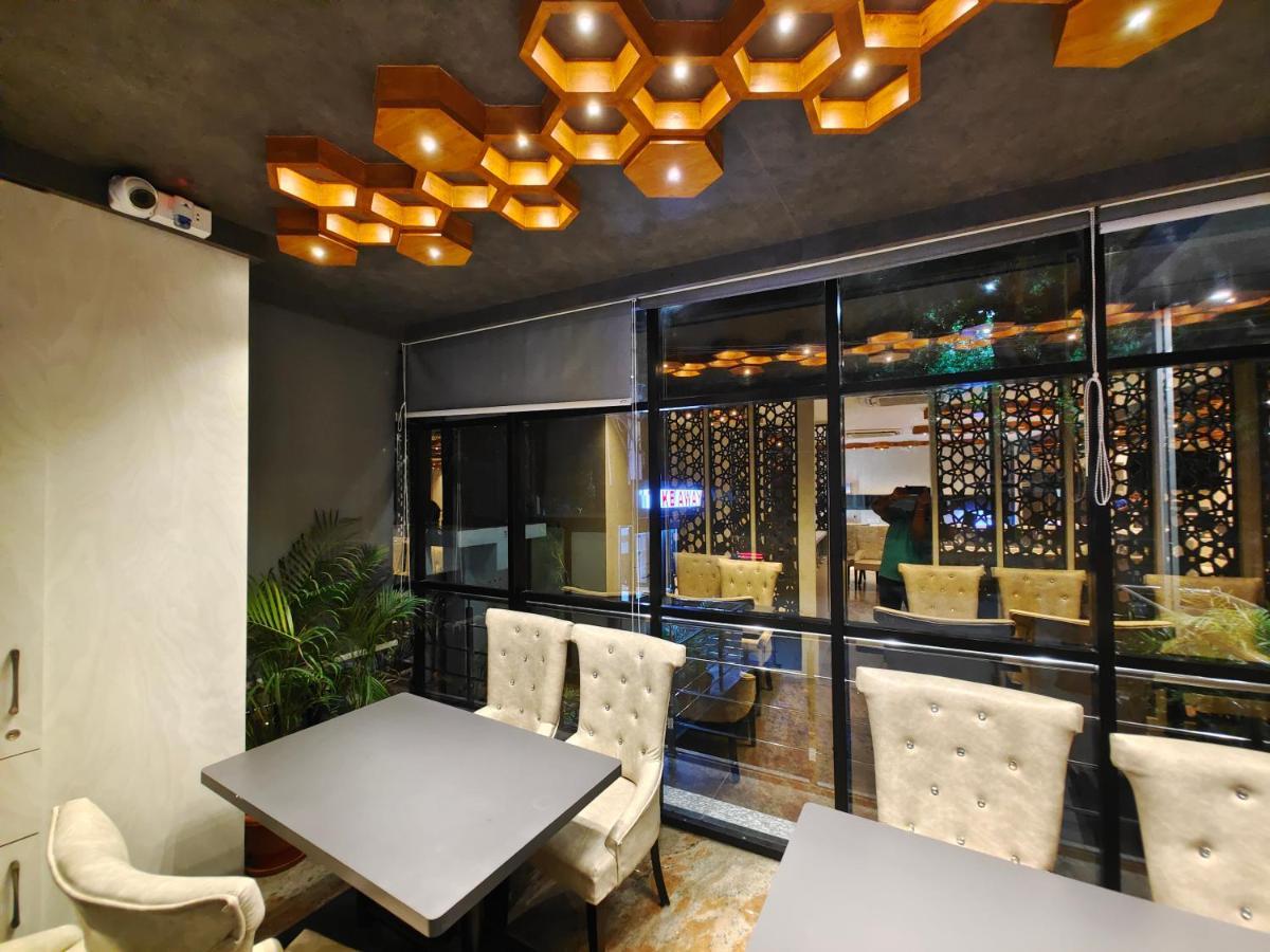 Hotel Thousand Pillars Warangal Extérieur photo