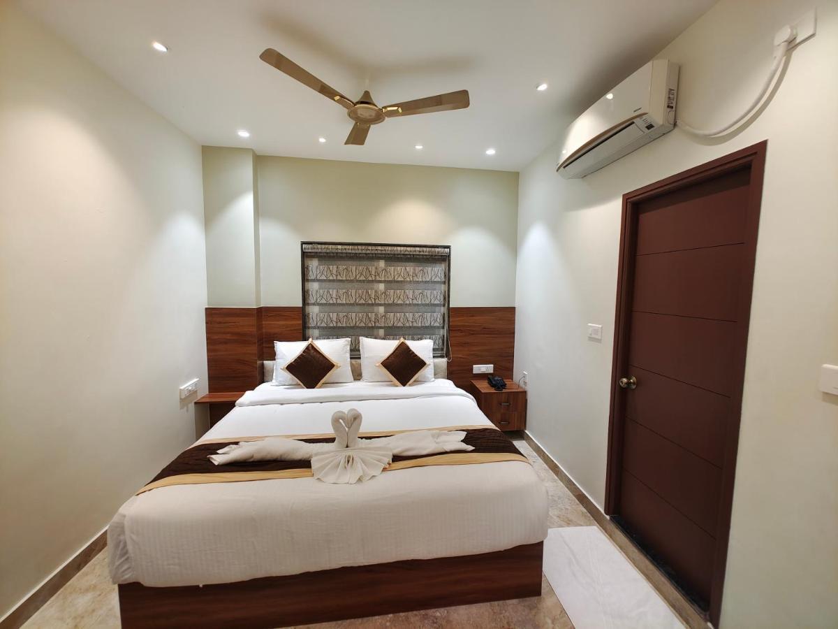 Hotel Thousand Pillars Warangal Extérieur photo